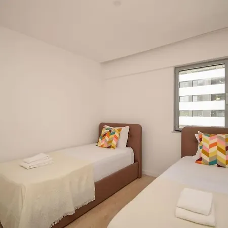 Stylish Near The Airport Lissabon